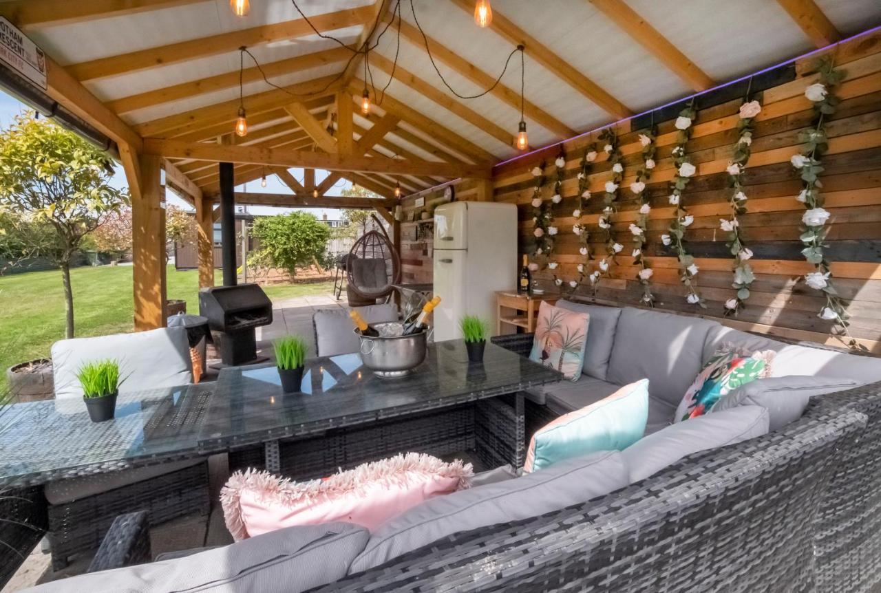 Апартаменты The Stables Luxury House With Hot Tub Йорк Экстерьер фото