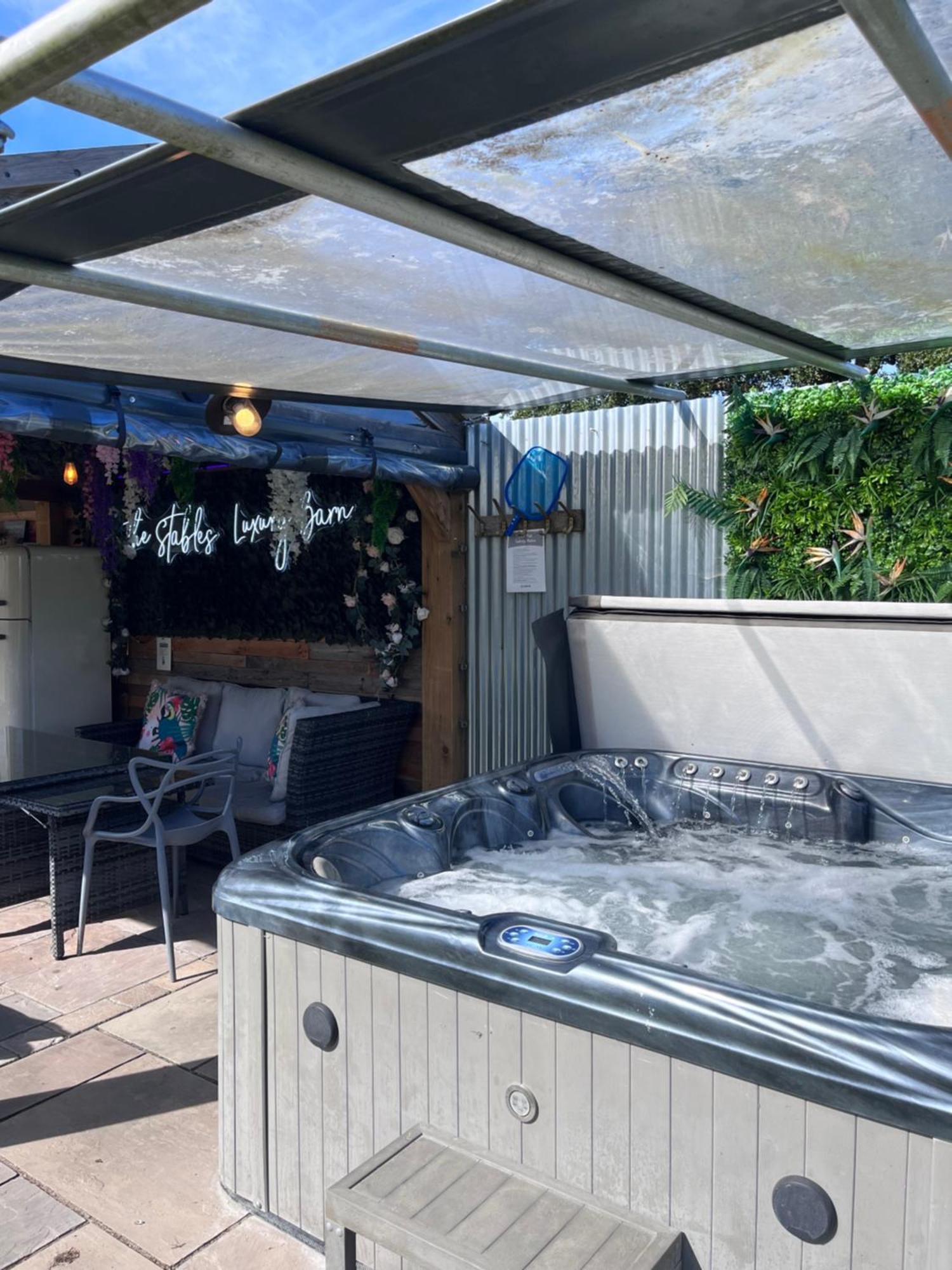 Апартаменты The Stables Luxury House With Hot Tub Йорк Экстерьер фото